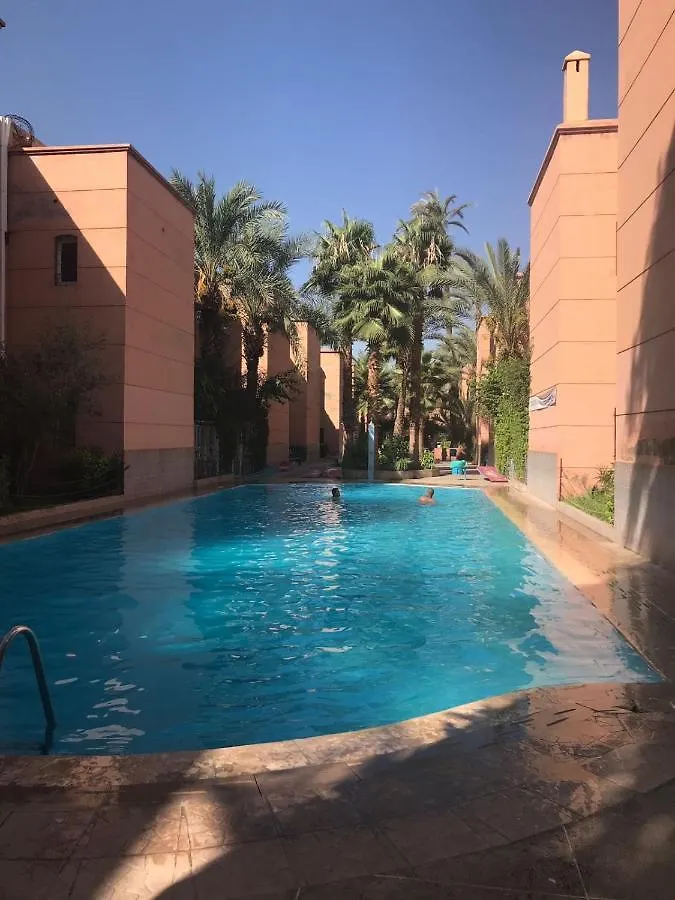 Appartement Dans Residence Avec Piscine Marrakesh Apartment