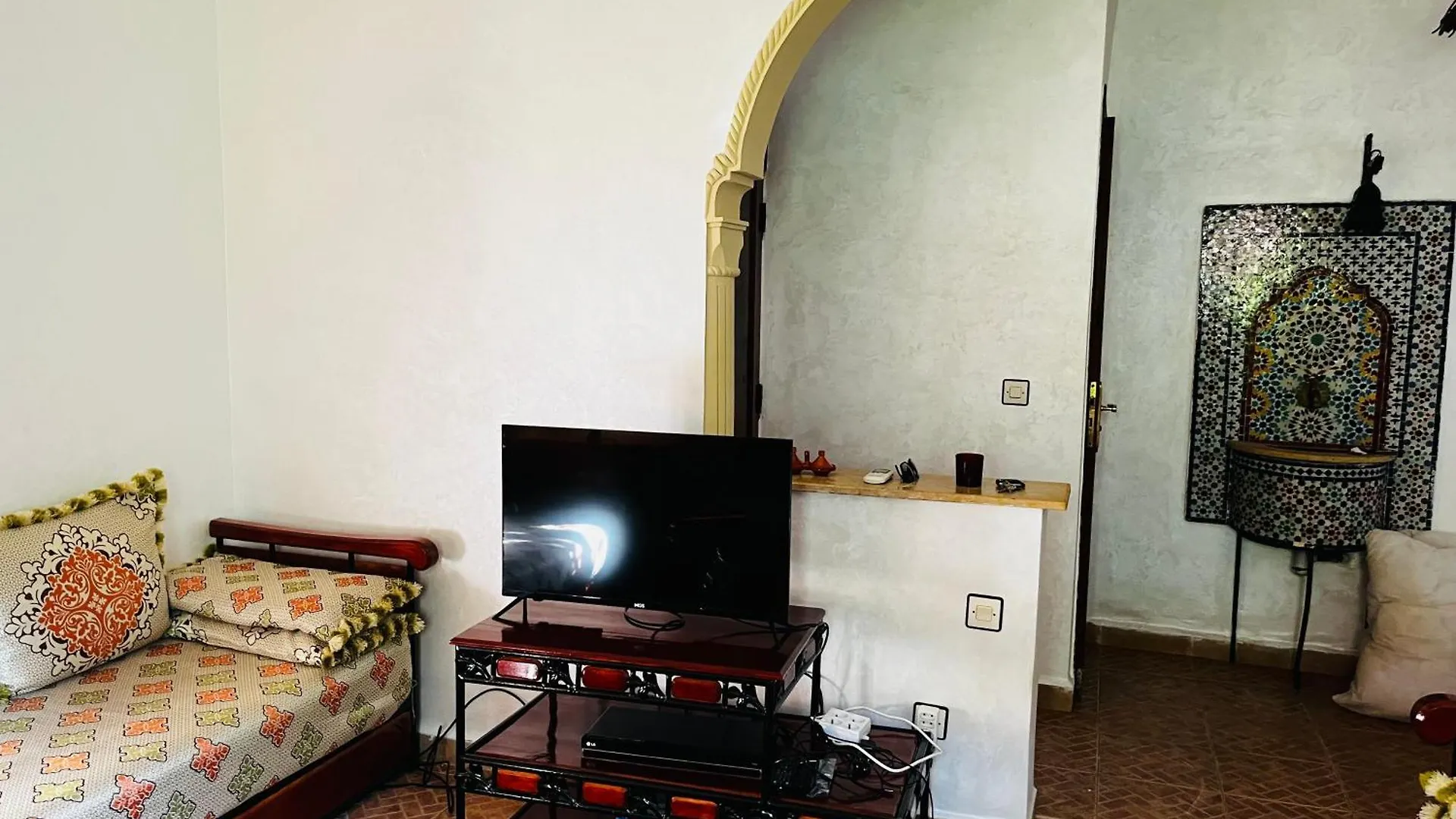 Appartement Dans Residence Avec Piscine contacts